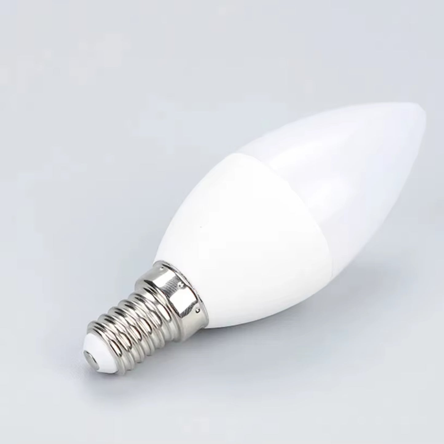 Lot de 10 Ampoules LED Bougie – E14 – 9W – Blanc chaud 3000K / Blanc froid 6000K – Éclairage décoratif économique